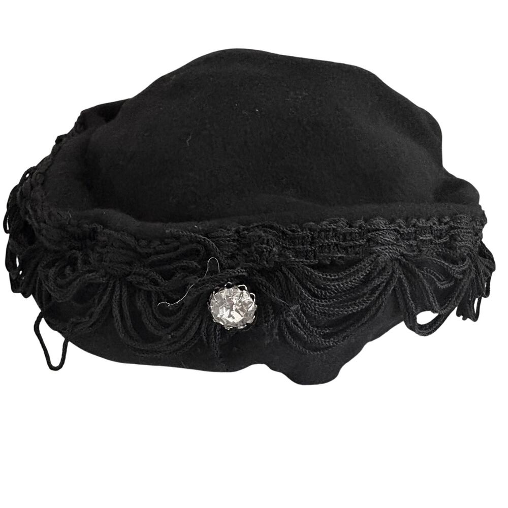 Vintage 1940's WW2 Doeskin Brand Black Wool Felt Pillbox Hat Pinup Round Retro